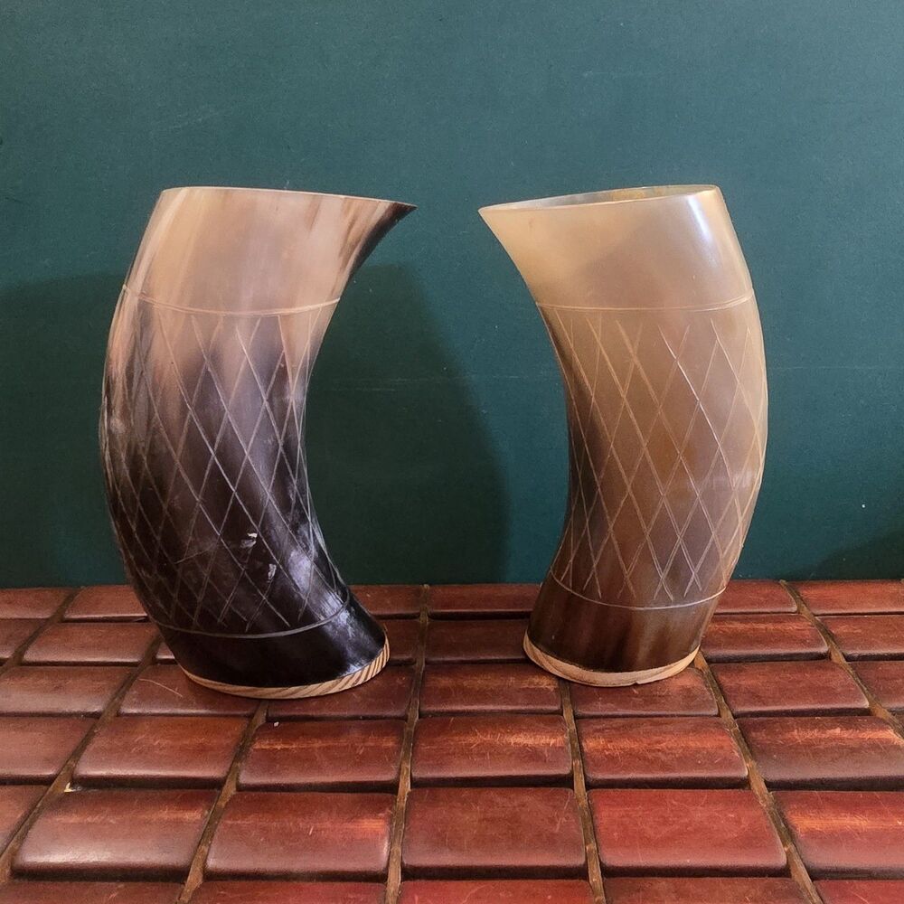 Pair Of Viking Style Horn Drinking Flagons Wooden Base 6.25" H 12oz